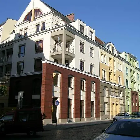 Staromlynska