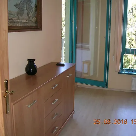 Staromlynska *