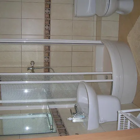 Staromlynska Apartamento *