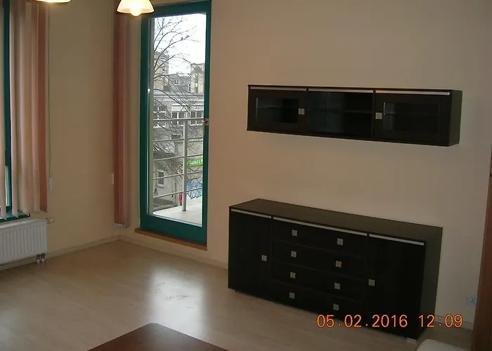 Staromlynska アパート