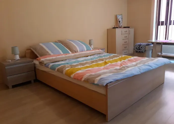 Staromlynska アパート